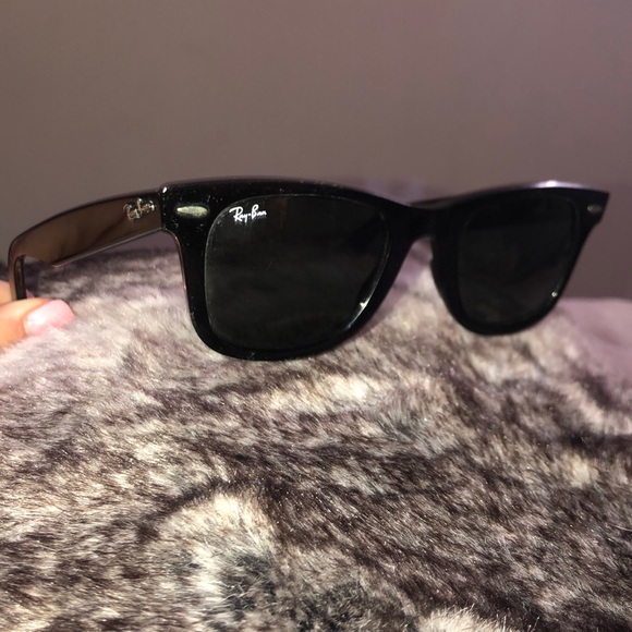 Ray Ban Original Wayfarers - Picture 5 of 8